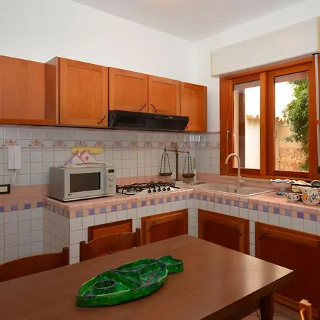 2 Bedroom Gorgeous In Holiday home Scoglitti