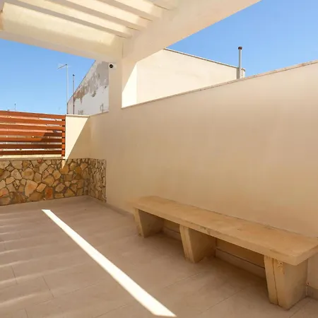 2 Bedroom Gorgeous In Holiday home Scoglitti