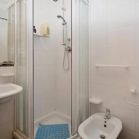 Holiday home 2 Bedroom Gorgeous In